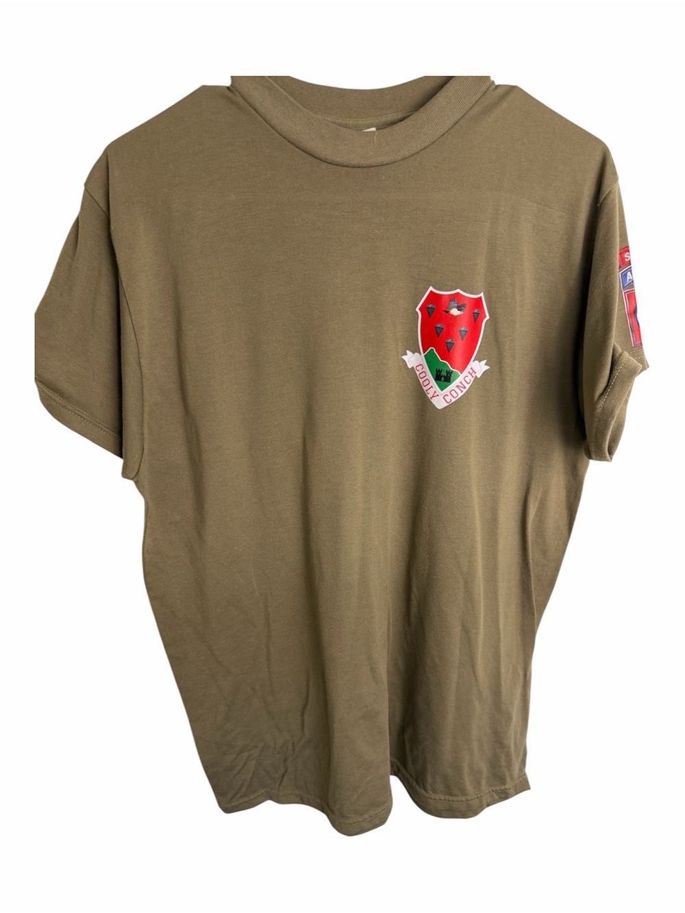 (2368) Olive Graphic Tee with Red Shield Crest,Size: Large